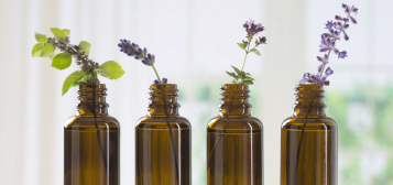 Sell Essential Oils Online: A 'Natural Products' Niche With Low Competition